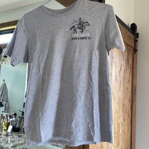 John Wayne gray T-shirt
